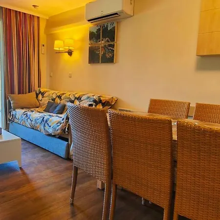 Apartament Beautiful With Ac And Swimming Pool